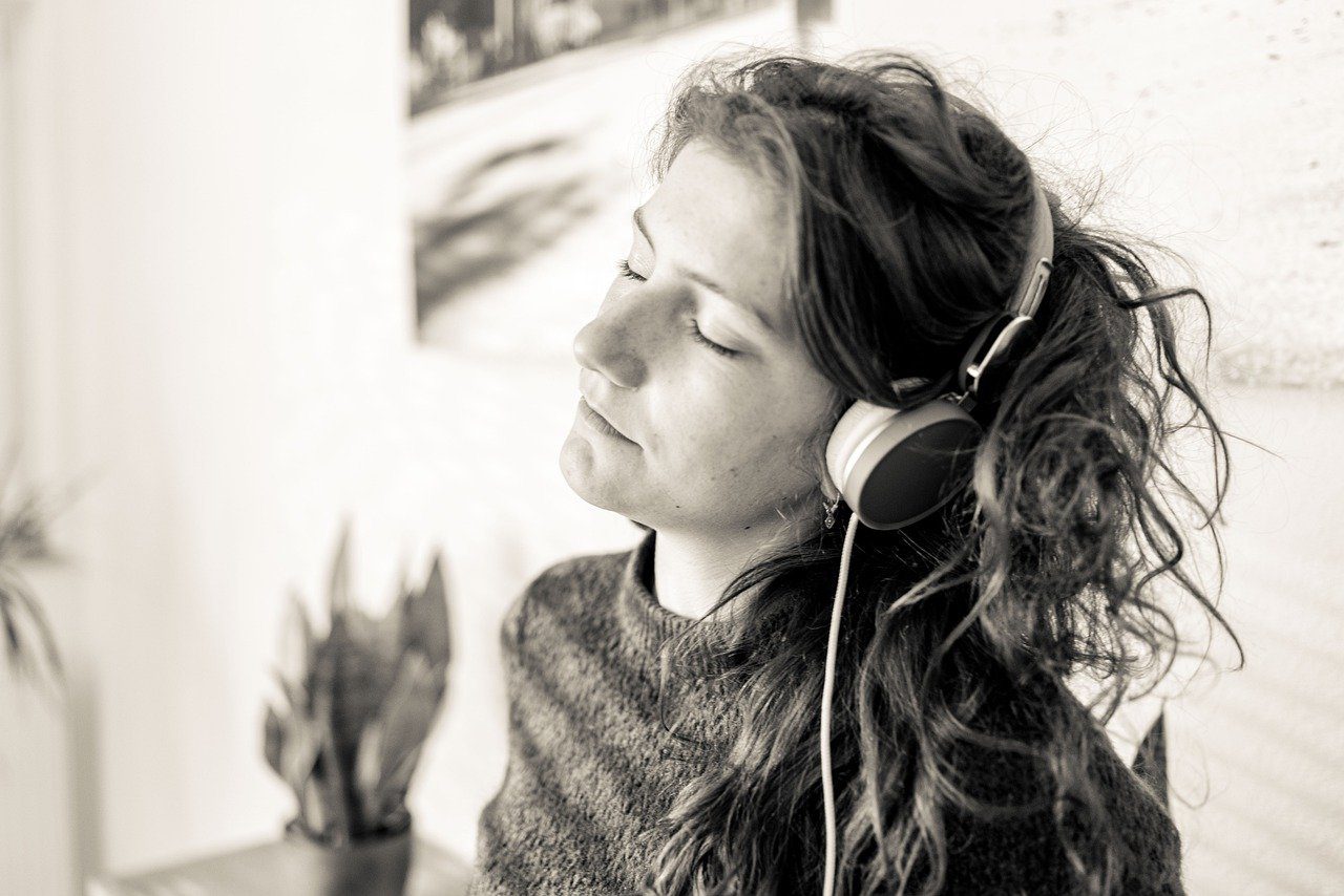Listen & Sing To Your Favourite Music To Reduce Stress